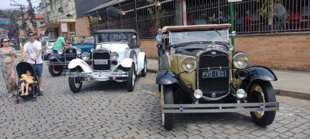 Circuito Imperial de Automobilismo 15 1 2º Circuito Imperial de Automobilismo: Carros antigos e emoção nas ruas do Centro Histórico de Petrópolis