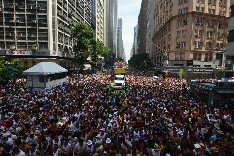 8459130864 f68aae74df c