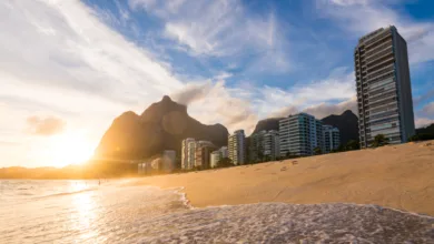 Sunset,At,Sao,Conrado,Beach,With,Beautiful,Mountain,Landscape,And