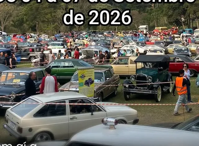Card de divulgacao da 43a Exposicao de Carros Antigos de Teresopolis, de 4 a 7 de setembro de 2026 no Teresopolis Golf Club
