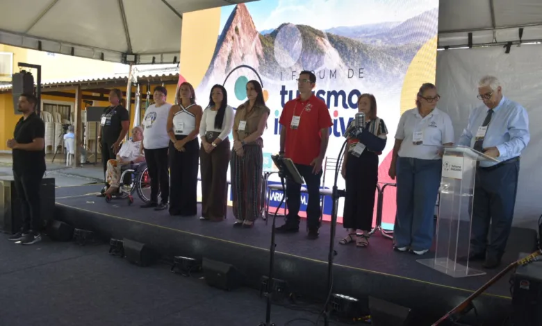 Participantes do Fórum de Turismo Inclusivo de Maricá