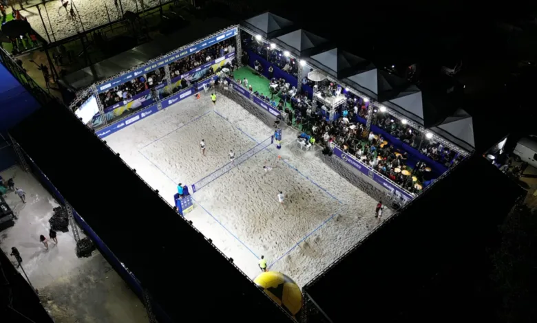Arena montada para evento esportivo em Marica