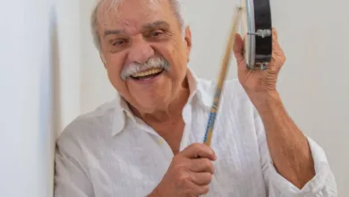 Chico Batera, musico que fara show gratuito em Niteroi em agosto de 2026