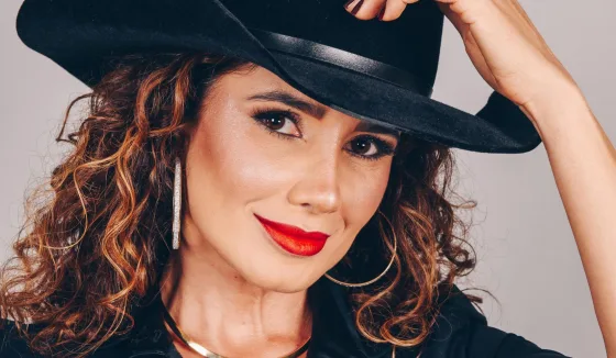 Paula Fernandes, atração do Festival Sesc de Inverno 2026 em Cabo Frio
