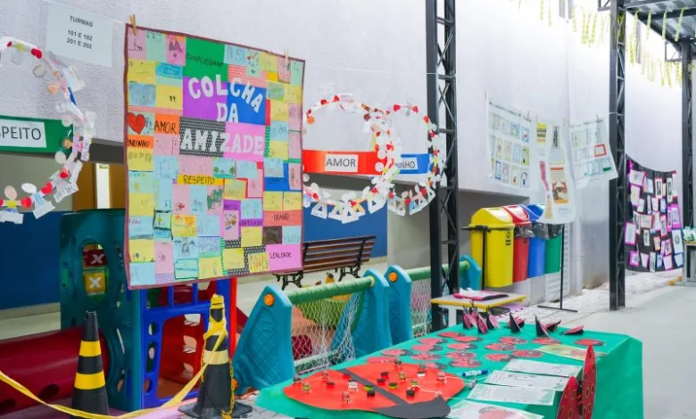 Mesquita - Escolas de Mesquita promovem Feira Artística Literária