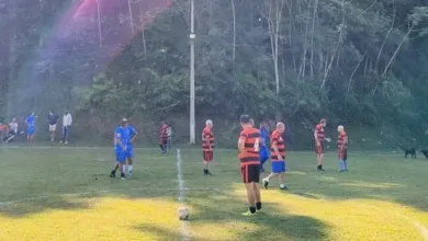 Quatis - Quatis realiza Encontro de Lendas com amistosos de futebol em São Joaquim