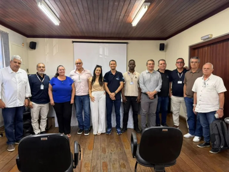 Encontro entre turismo e CRECI-RJ em Rio das Ostras