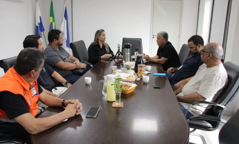 Entrega do plano de manejo do Parque Natural Municipal Serra do Barbosão em Tanguá