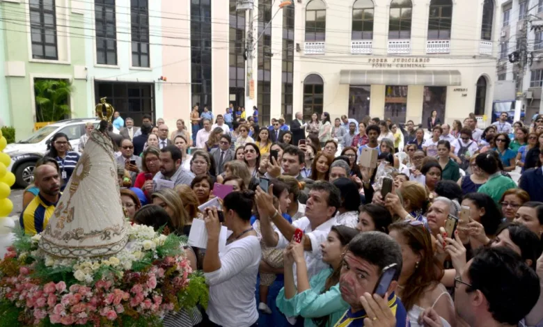 Rio de Janeiro - Imagem peregrina de Nossa Senhora de Nazare visita o Rio em julho