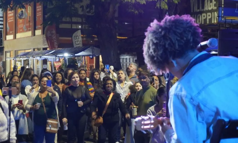 Feira Reviva Centro na Rua Rego Barros, em Rio das Ostras